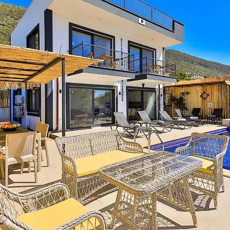 Gokseki 3 Bedroom Kaş