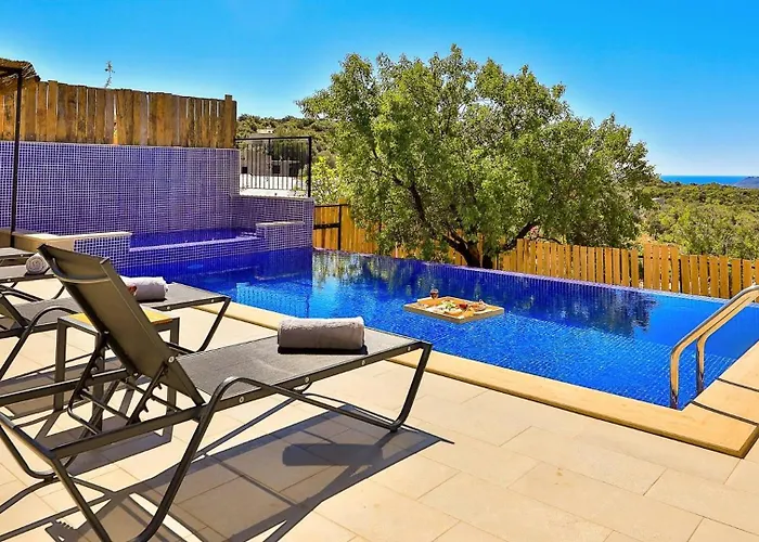 Gokseki 3 Bedroom Вілла